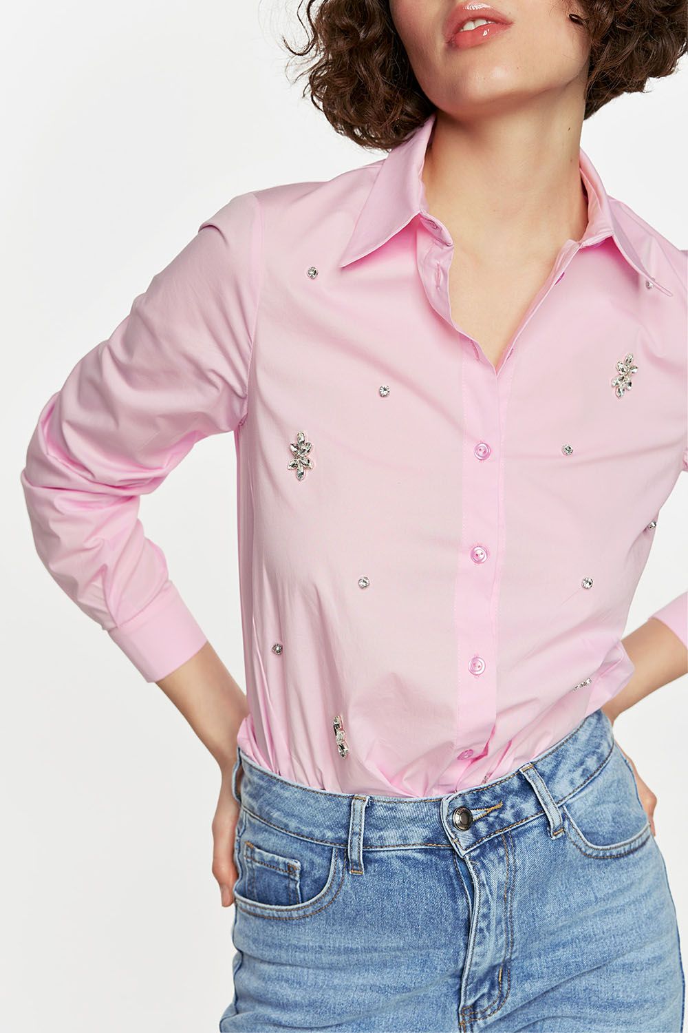 Ρόζ πουκάμισο με διάσπαρτα στρας